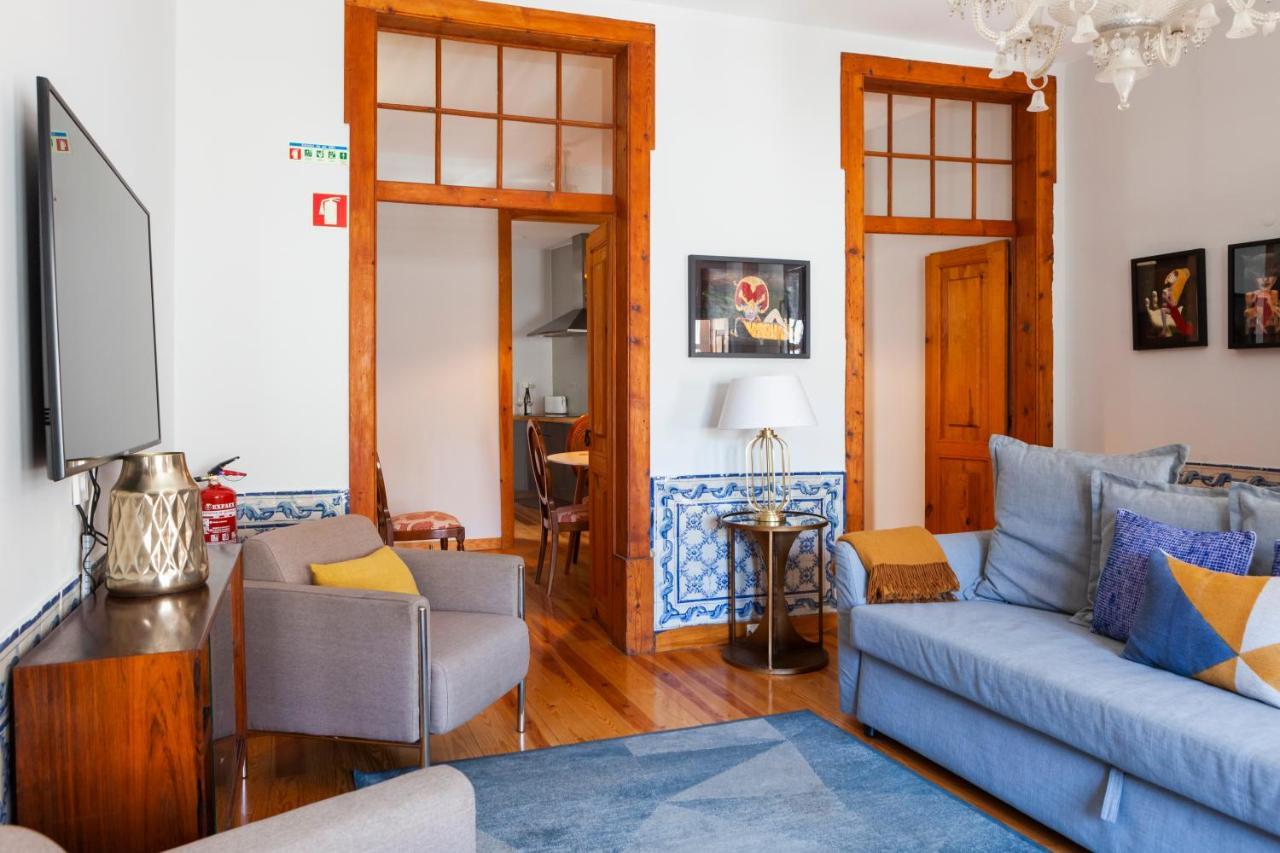Alfama Terrace Apartment With Authentic XVIII Tiles And Historic Notes 3 Bedrooms & 2 Bathrooms Ac Лісабон Екстер'єр фото