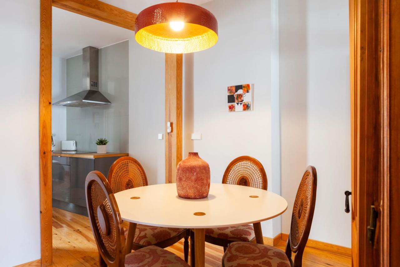 Alfama Terrace Apartment With Authentic XVIII Tiles And Historic Notes 3 Bedrooms & 2 Bathrooms Ac Лісабон Екстер'єр фото