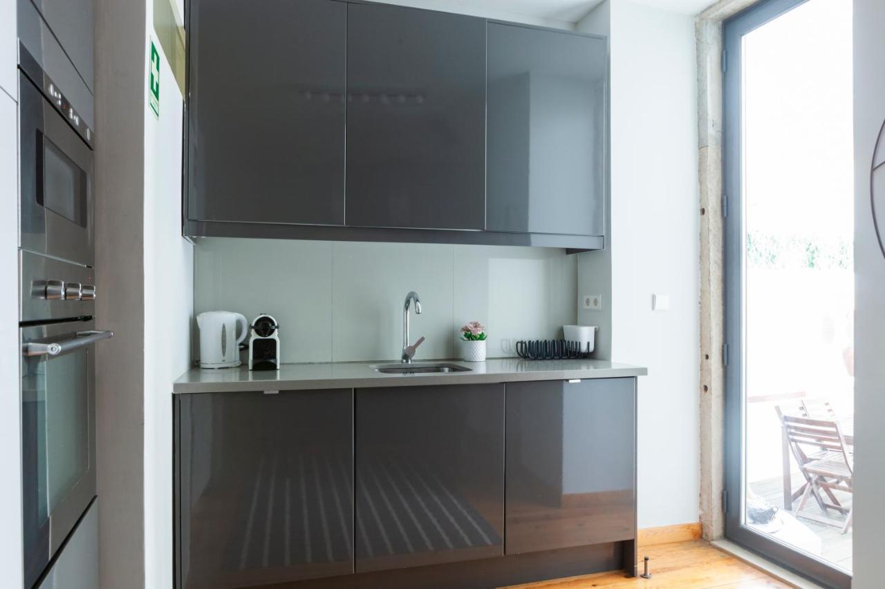 Alfama Terrace Apartment With Authentic XVIII Tiles And Historic Notes 3 Bedrooms & 2 Bathrooms Ac Лісабон Екстер'єр фото