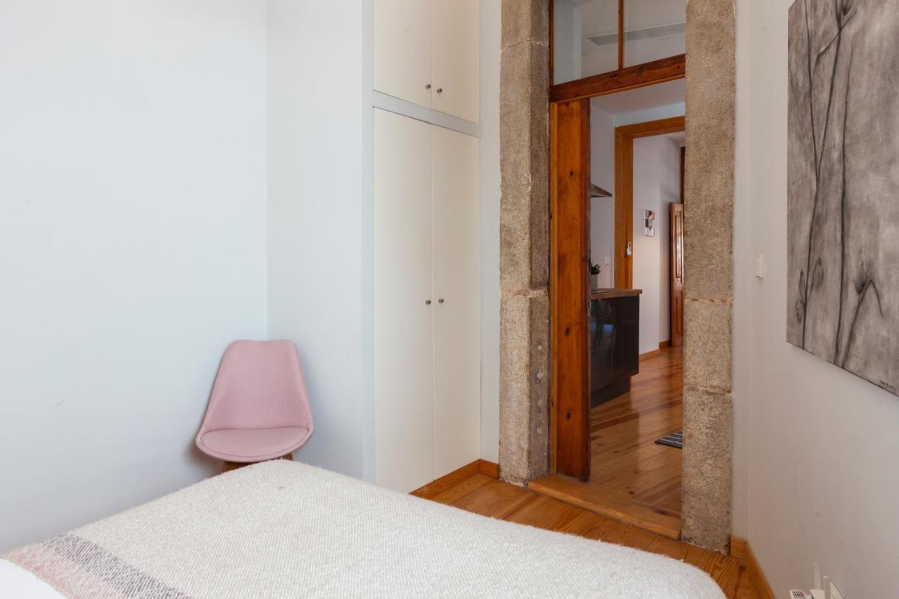 Alfama Terrace Apartment With Authentic XVIII Tiles And Historic Notes 3 Bedrooms & 2 Bathrooms Ac Лісабон Екстер'єр фото
