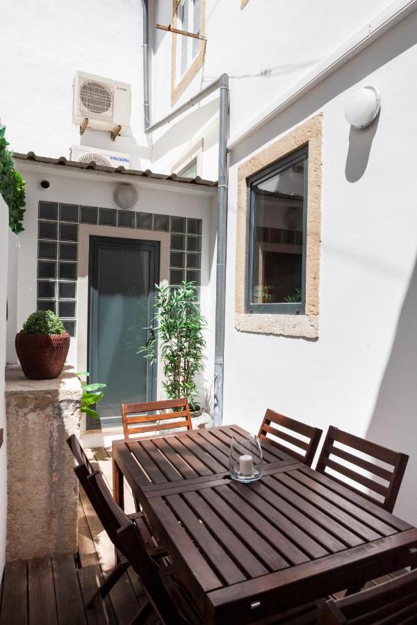 Alfama Terrace Apartment With Authentic XVIII Tiles And Historic Notes 3 Bedrooms & 2 Bathrooms Ac Лісабон Екстер'єр фото